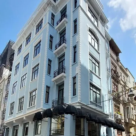 Hotel Boss To Taksim *