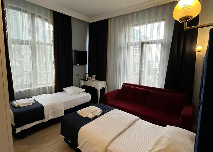 Hotel Boss To Taksim Istanbul
