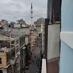 Hotel Boss To Taksim Istanbul