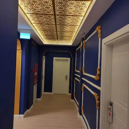 Hotel Boss To Taksim *