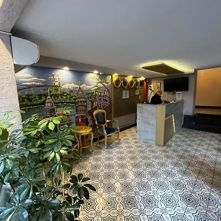 Hotel Boss To Taksim Istanbul